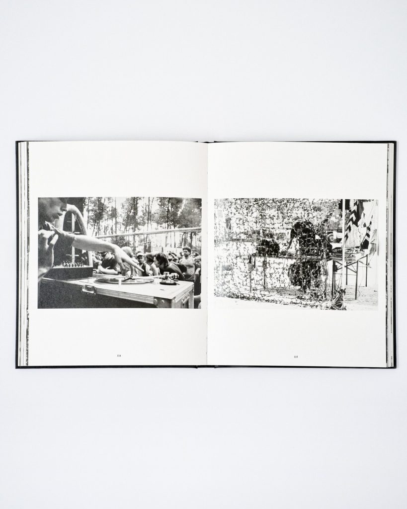 neveralone-book-pic-12_008_web